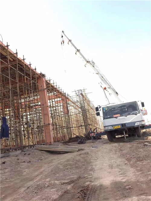 维西吊车作业的安全注意事项有哪些？